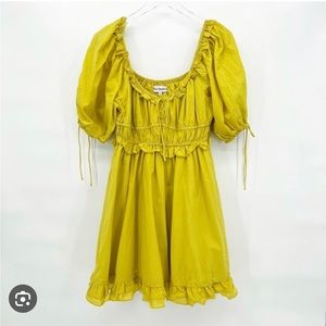 New En Saison Danielle Mini Dress. Size Medium.